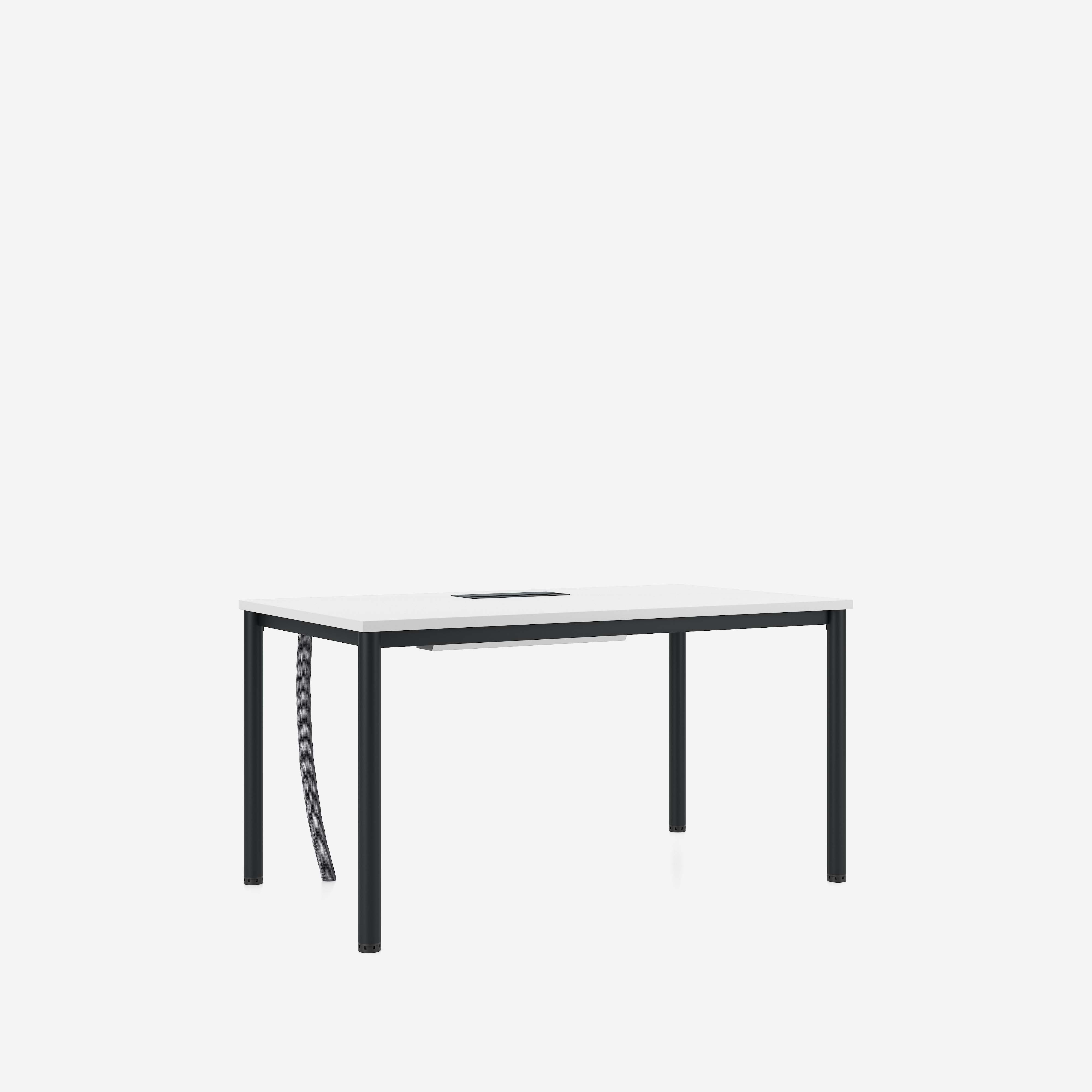 Desks & workstations | Nowy Styl